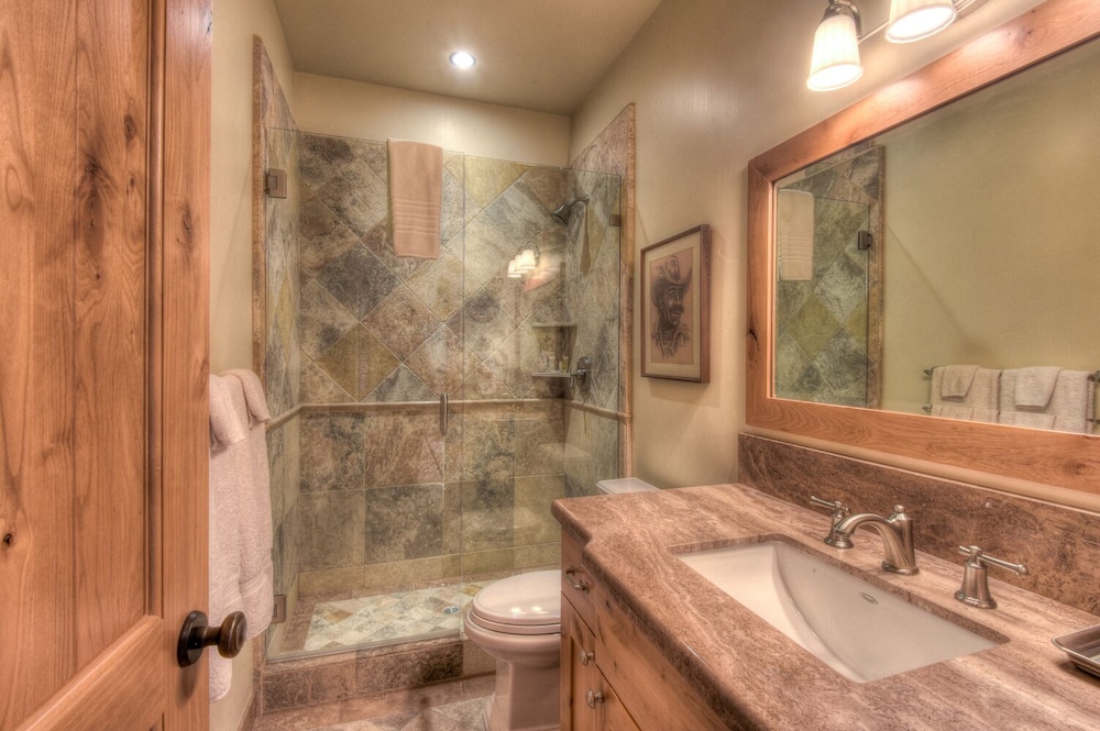 Lake Tahoe Vacations - Squaw Creek Barrel - Property Image 20