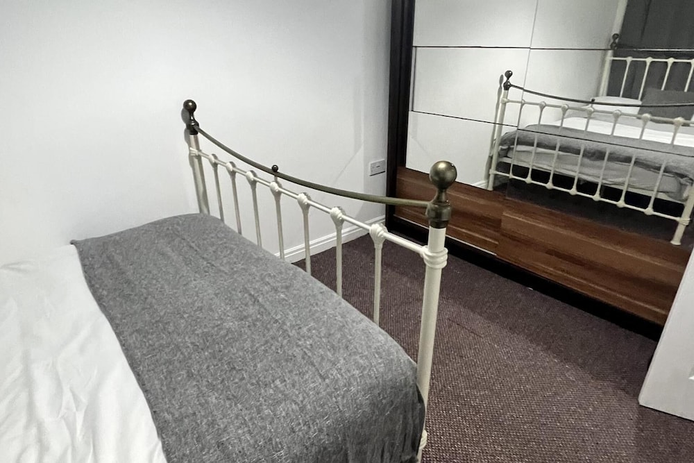 3bedroom- Near to Station-private Garden-wifi