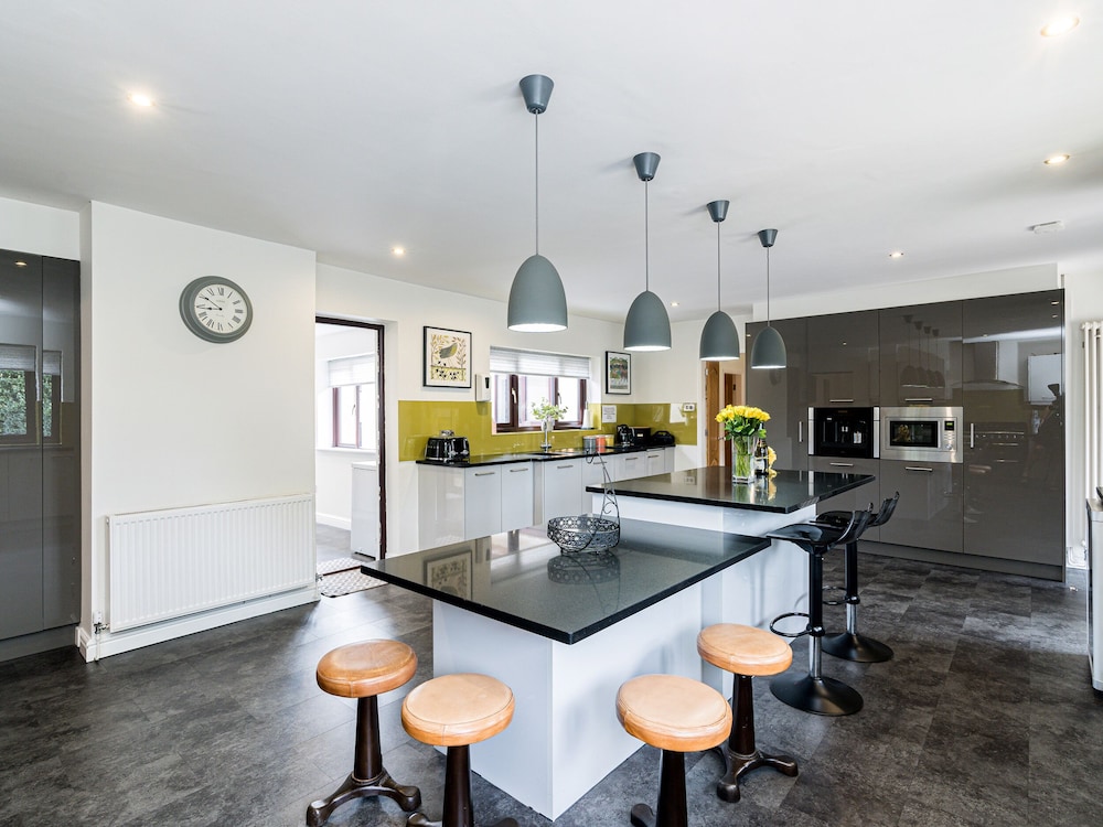 Brookway Lodge