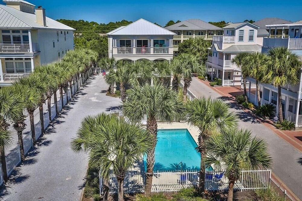 SEAVIEW I UNIT 300 4 Bedroom Holiday Home by Five Star Properties