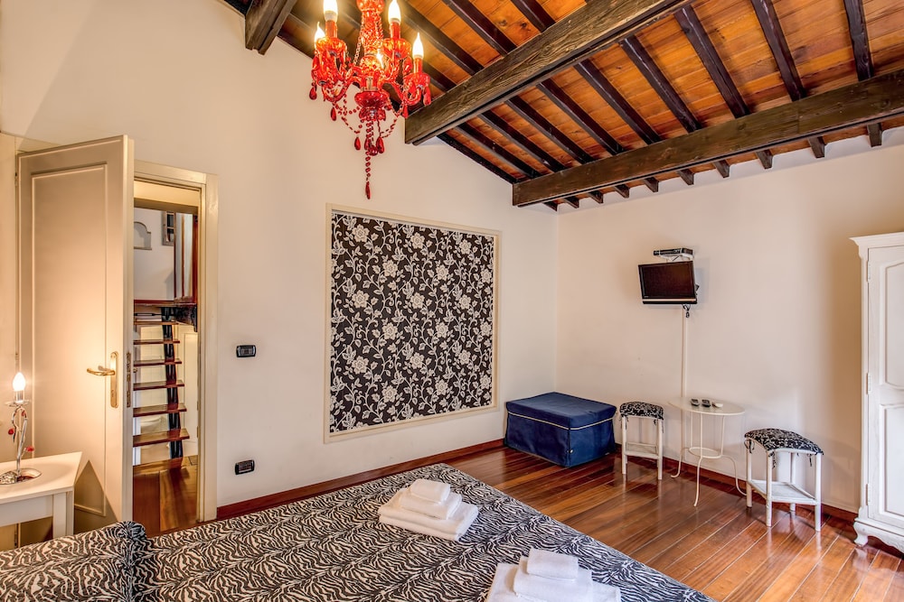 The House In Trastevere