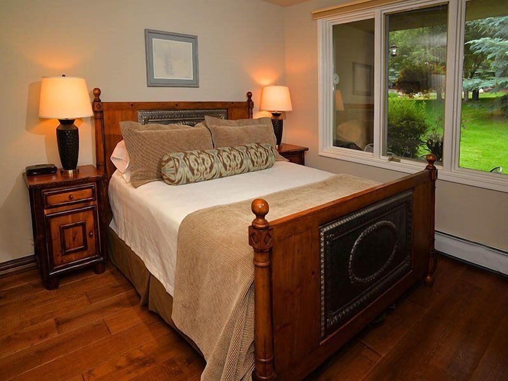 Edwards Vacations - Arrowhead Village Condo - 104 Seasons Lodge - Property Image 18