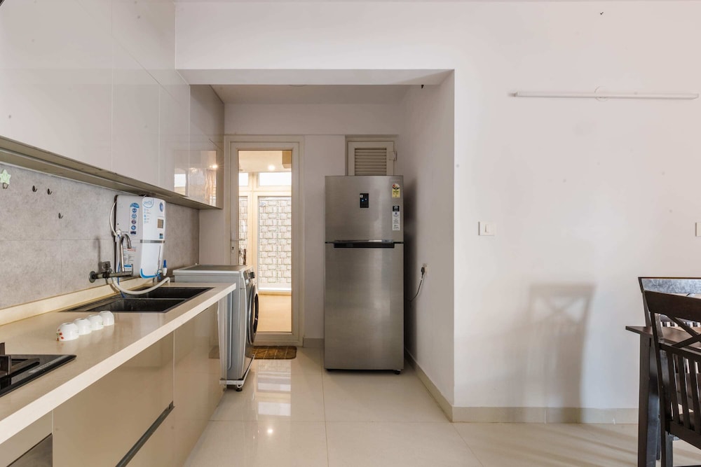 Luxury 4BHK in E-City with 40 Amenities
