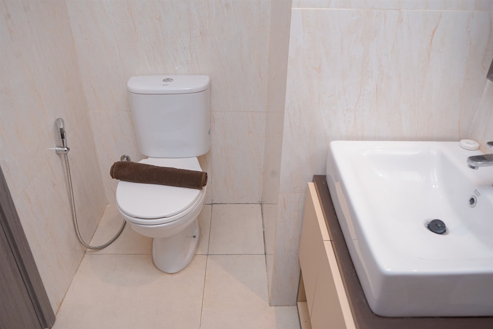 Cozy Stay Studio At Tamansari Bintaro Mansion Apartment