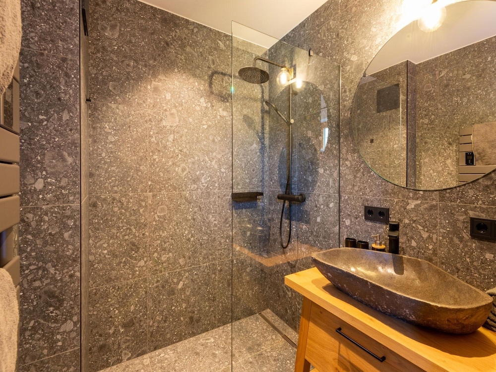 Beautiful Chalet in Wolting With Sauna