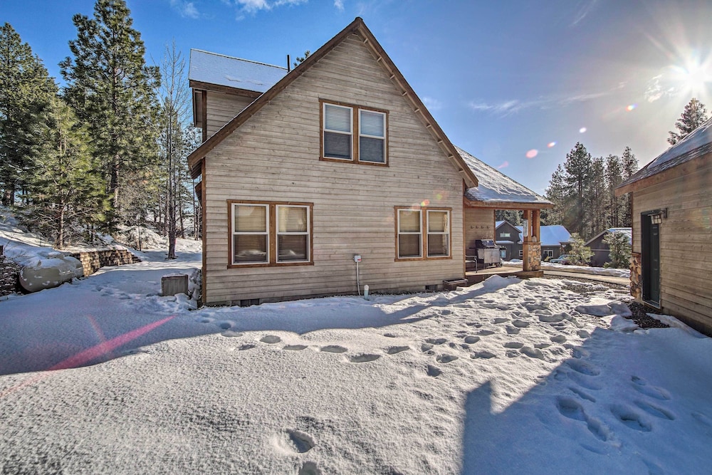 Dog-friendly Ronald Vacation Rental Cabin! view 5