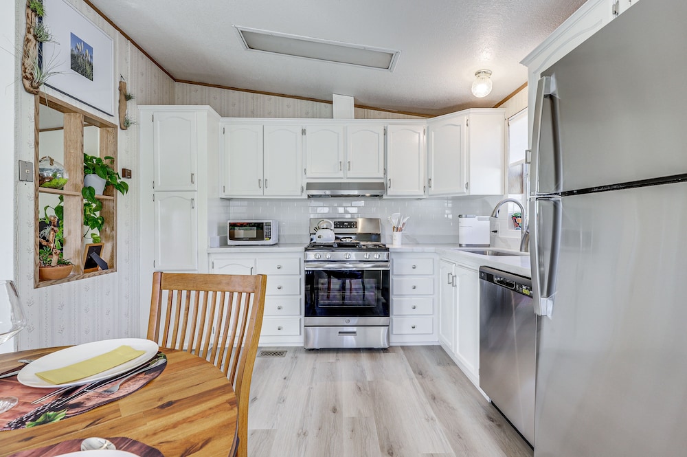 Petaluma Vacations - Charming Petaluma Cottage w/ Grill Near Wineries - Property Image 2