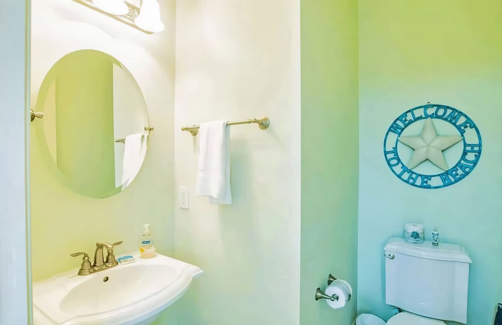 Gulf Shores Hideaway Walk to Waves Pool Golf Views