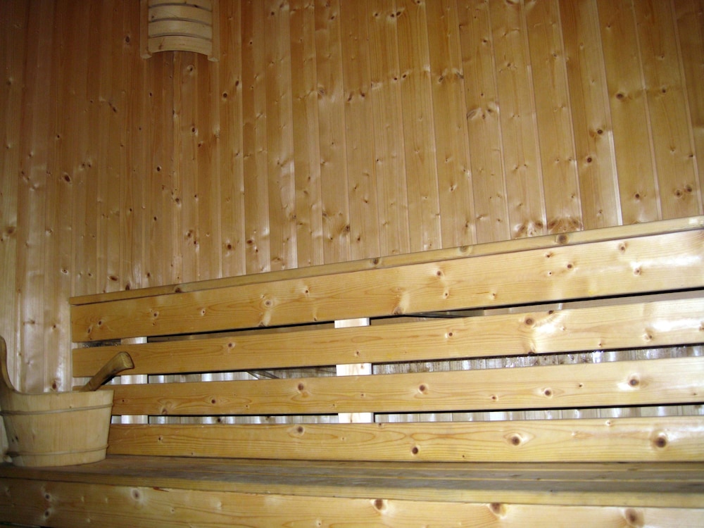 Avalon Condominium — photo 3