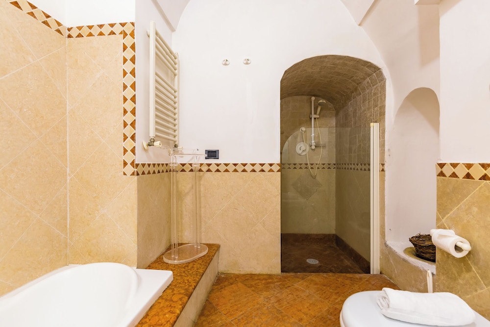 Villa Paola - Hidden Panoramic Garden and Terraces by Napoliapartments