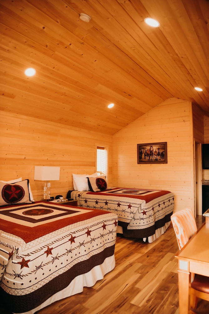 Dukes Slickrock Campground & RV Park