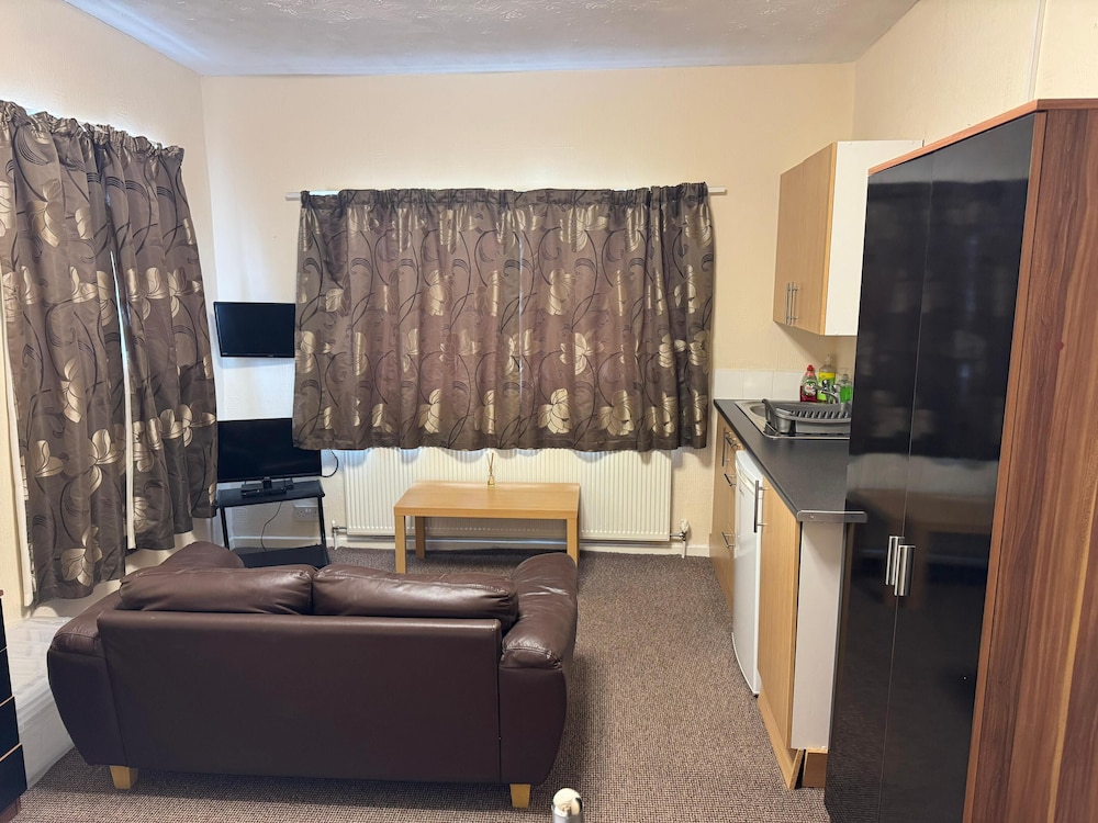 Woodfield Lodge Apartments