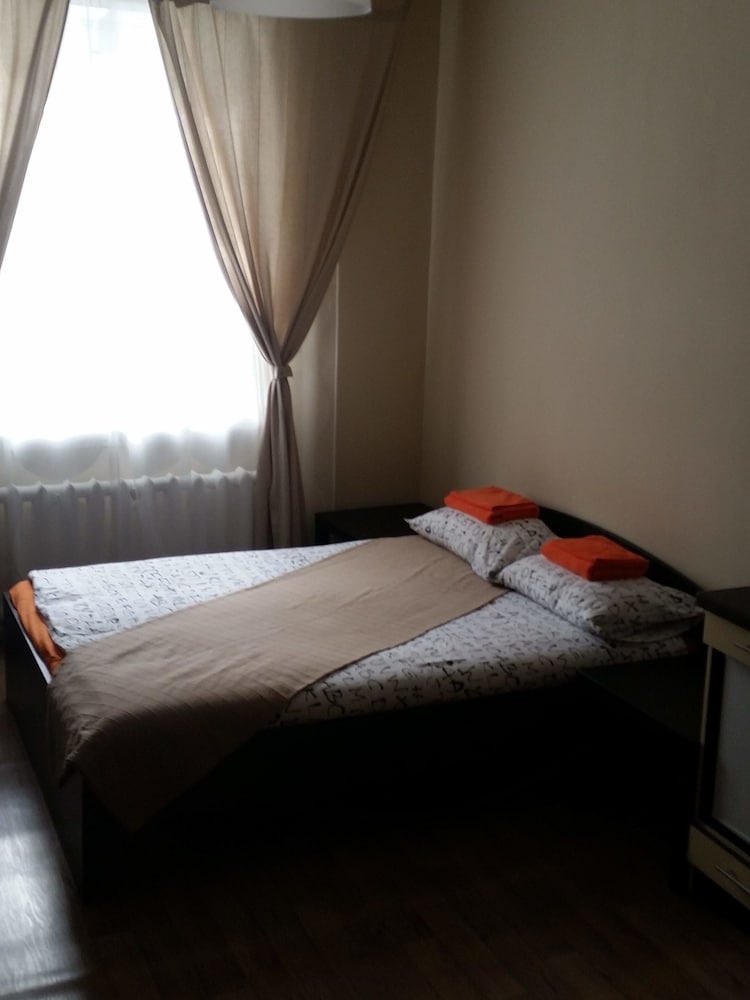 City Hostel na Plakhotnogo 37