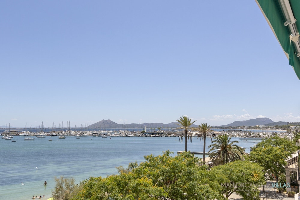Apartment in Port de Pollenca by the Beach