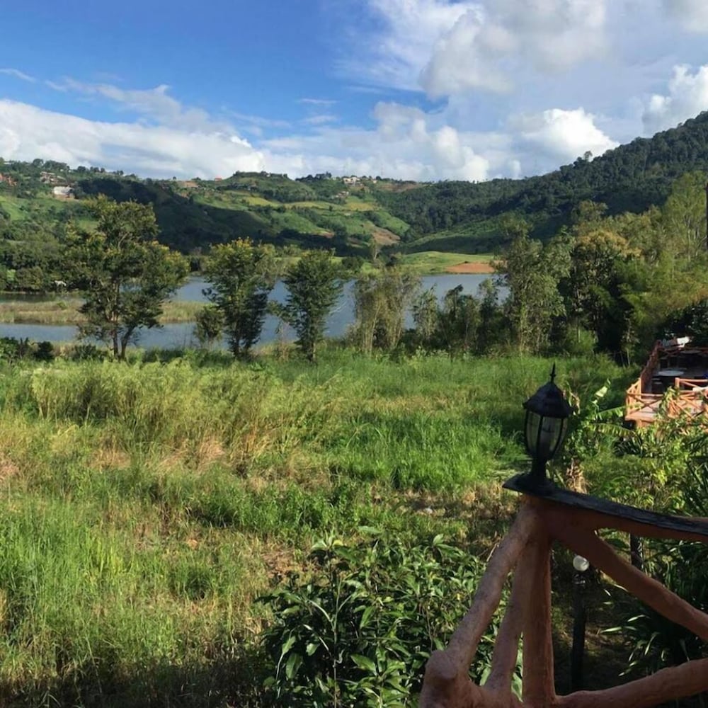 Nidahommok Resort