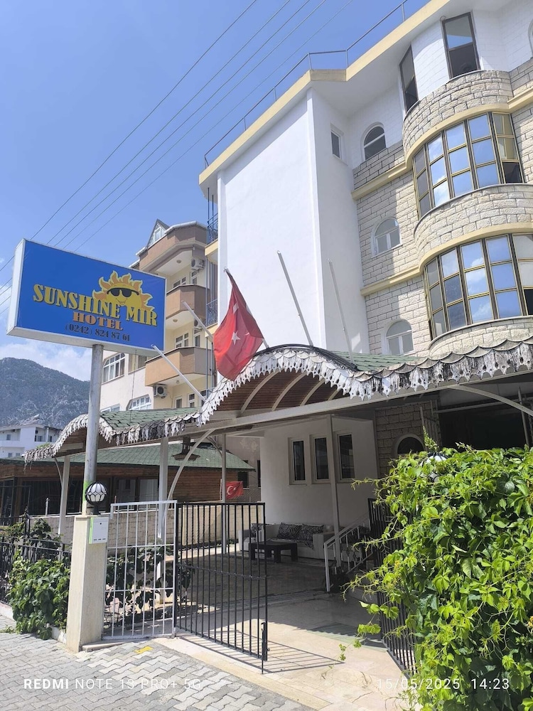 Sun Shine Mir Otel