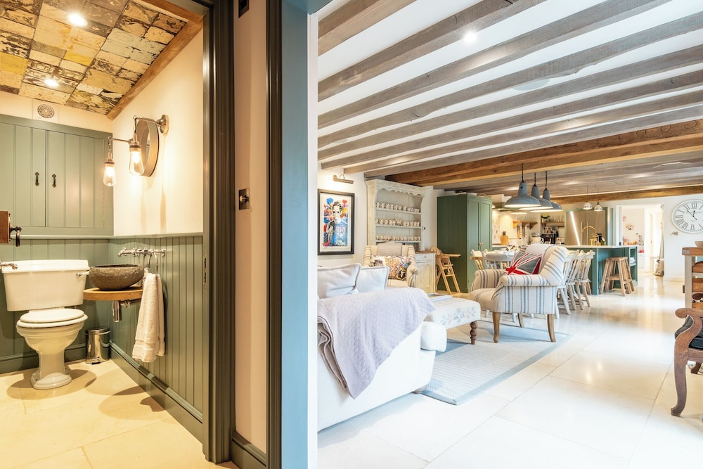 Stunning 6 BB Cottage & Annexe