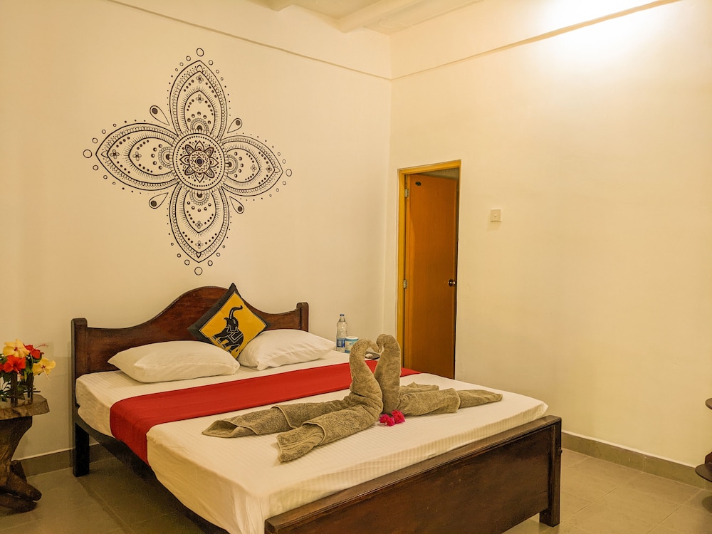 Sigiri Choona Lodge