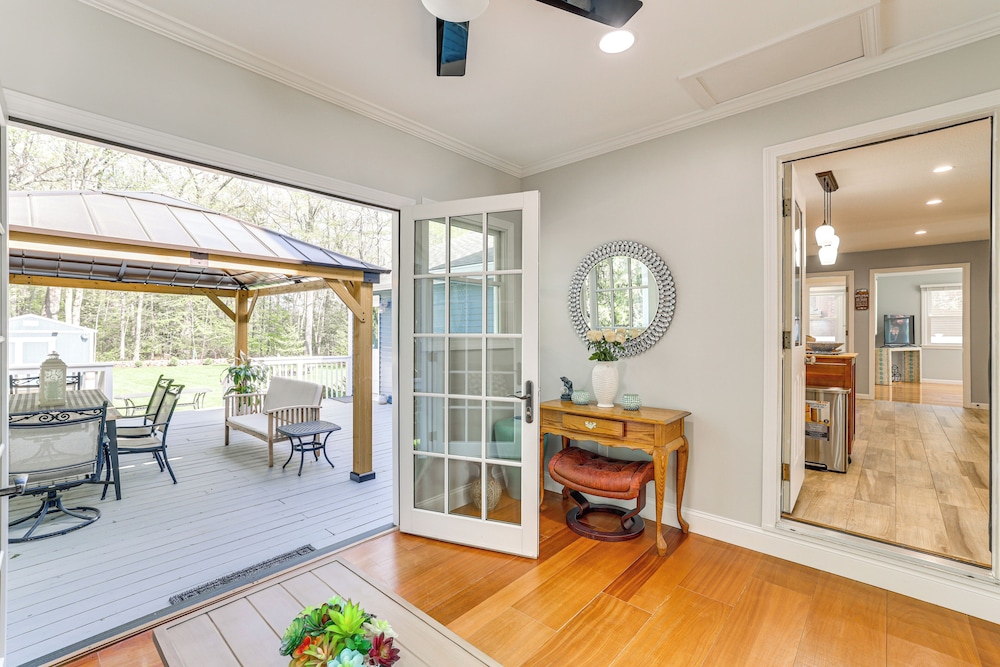 Group Getaway w/ Outdoor Oasis in Southington!
