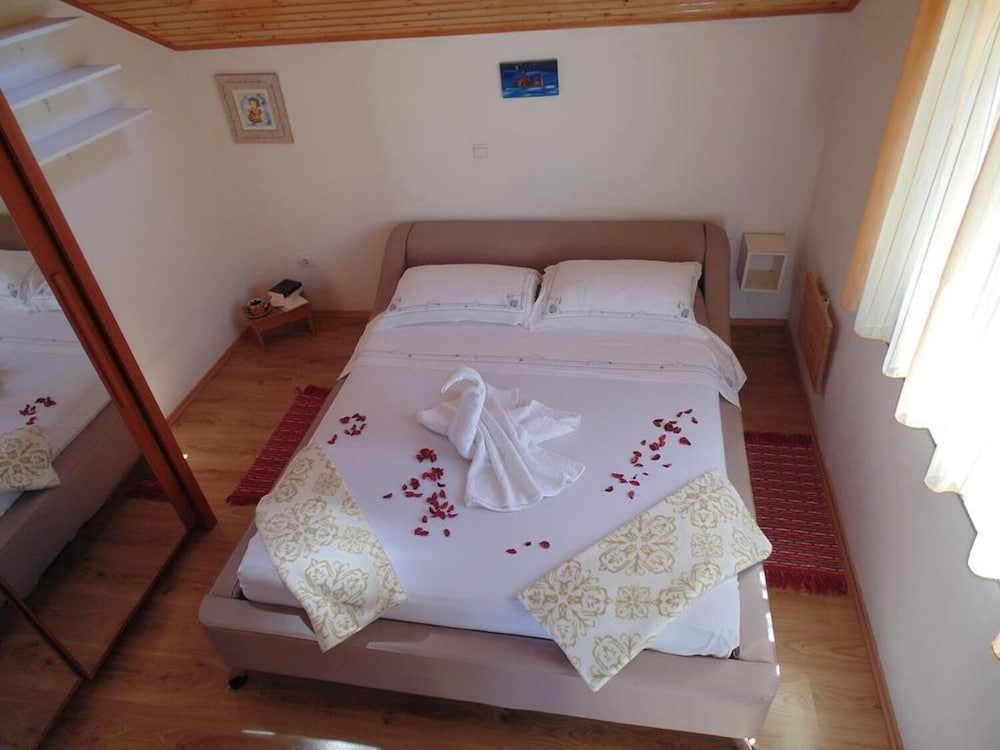 Branko - With Terrace - A2 - Ivana view 4
