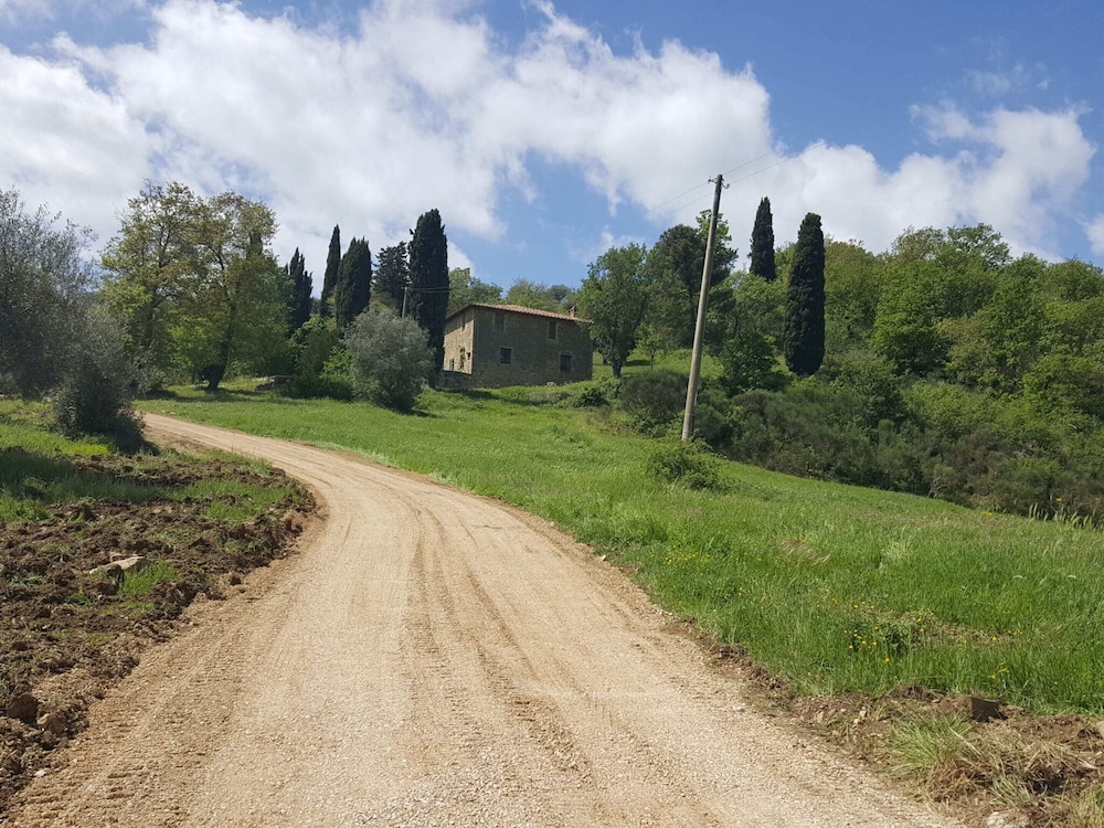 Mansion in Magione Near Zocco Beach