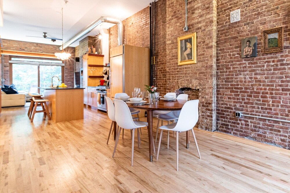 Hawthorn I by Rove Travel 3BR Duplex Loft
