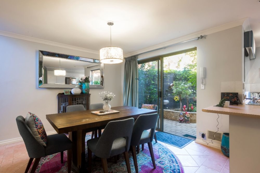 Character 3 Bedroom Home With Pool and Balcony