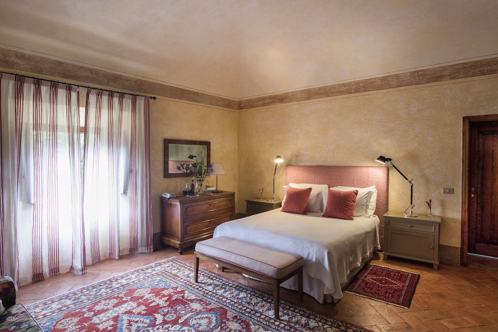 Borgo Pignano Volterra Tuscany