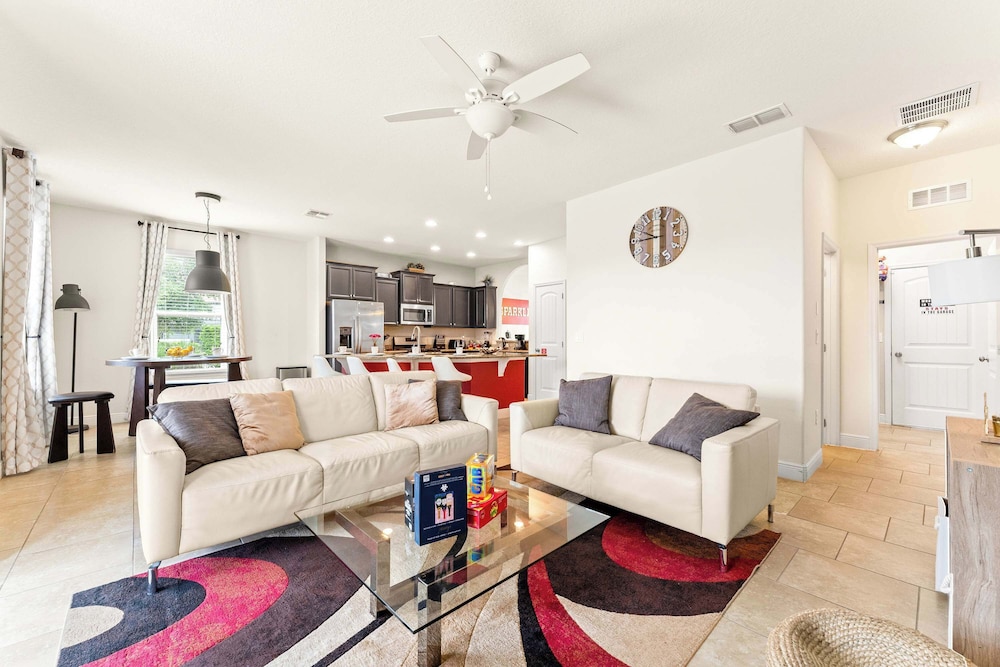 Solterra Bliss - Resort Stay for 13 w/ Pool, Hot Tub & Game Room