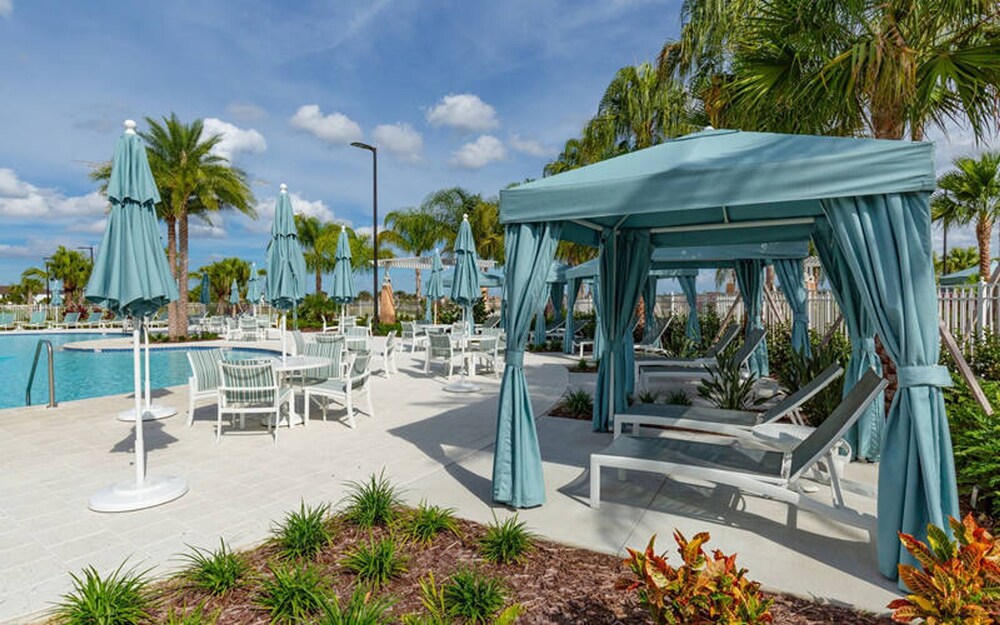 Spacious 7Bd Next to Clubhouse at Solara Resort