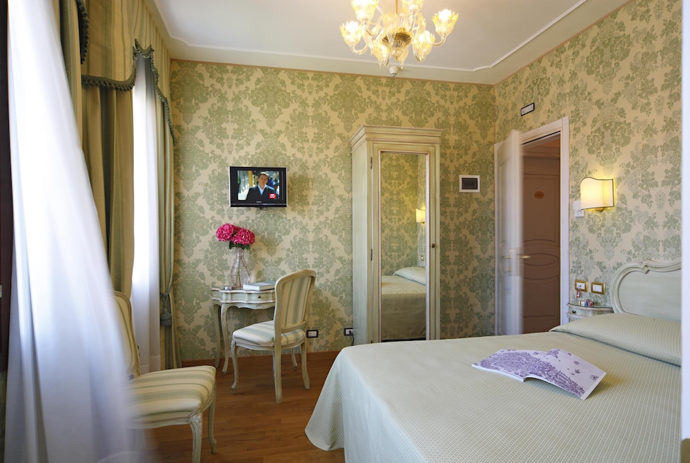 Murano Palace Bed & Breakfast