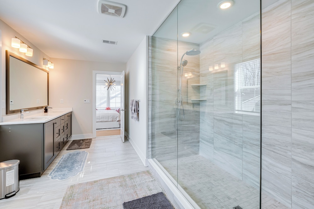 10 Mi to Morristown: Stylish Home Near Trails!
