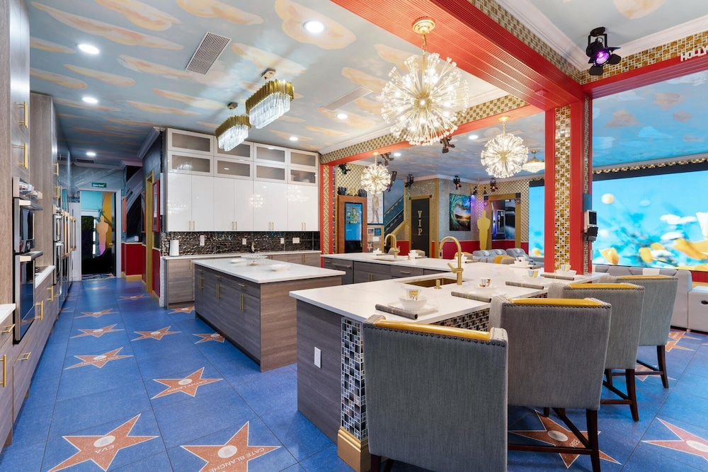 The VIP Hollywood Experience