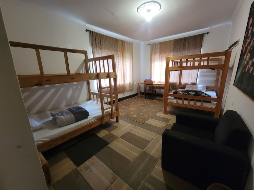 Safari junction backpackers hostel