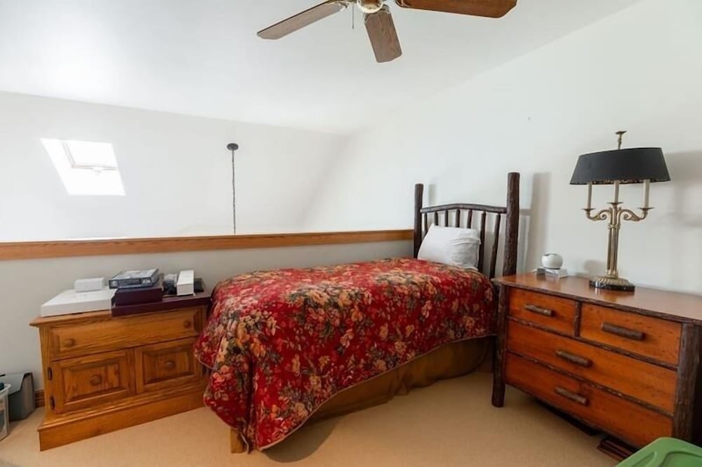 Beaver Creek Resort CO - Townsend Place & Strawberry Park Condos