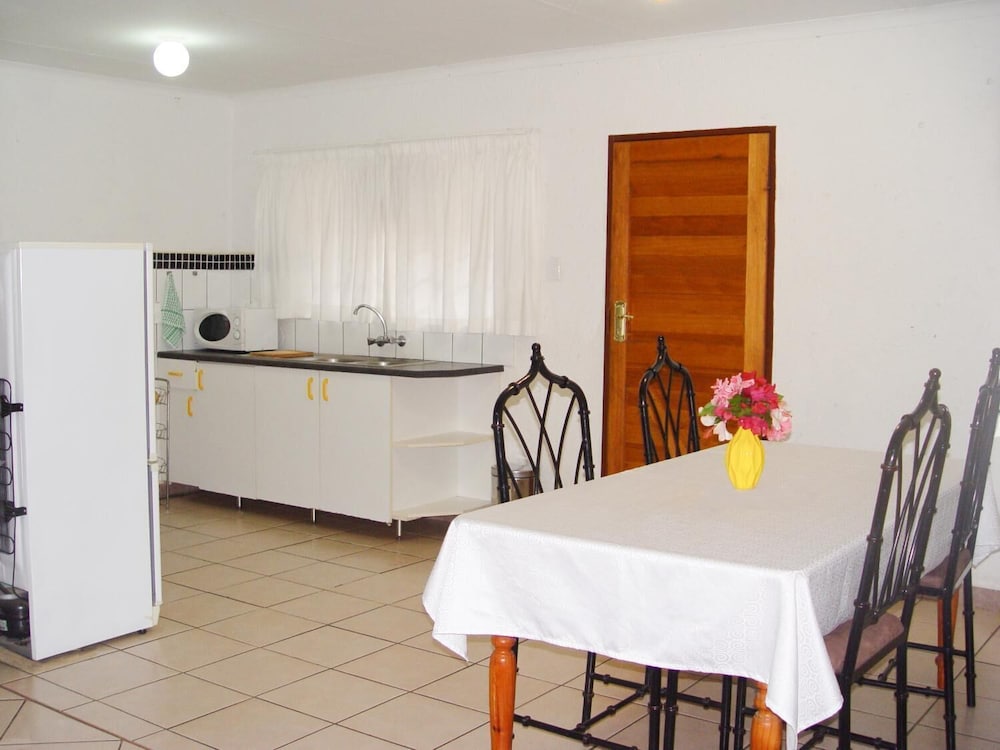 Esther's Lodge