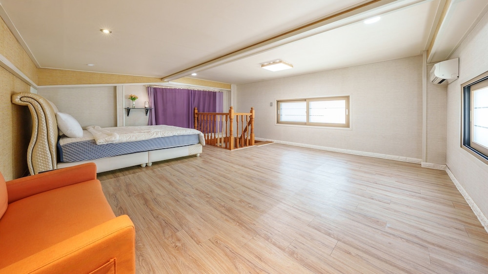 Gyeongju Ain Kids Pool Villa
