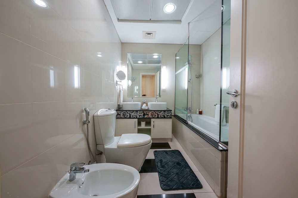 Tanin - Ultra Luxurious Facing Dubai Mall Near Burj Khalifa
