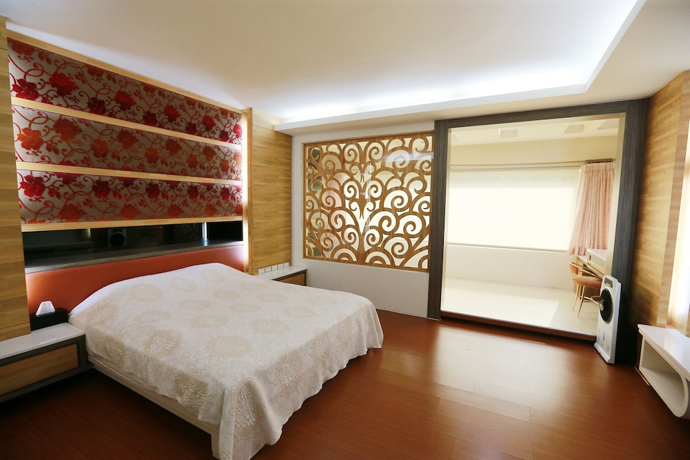 Water Tail Homestay view 4