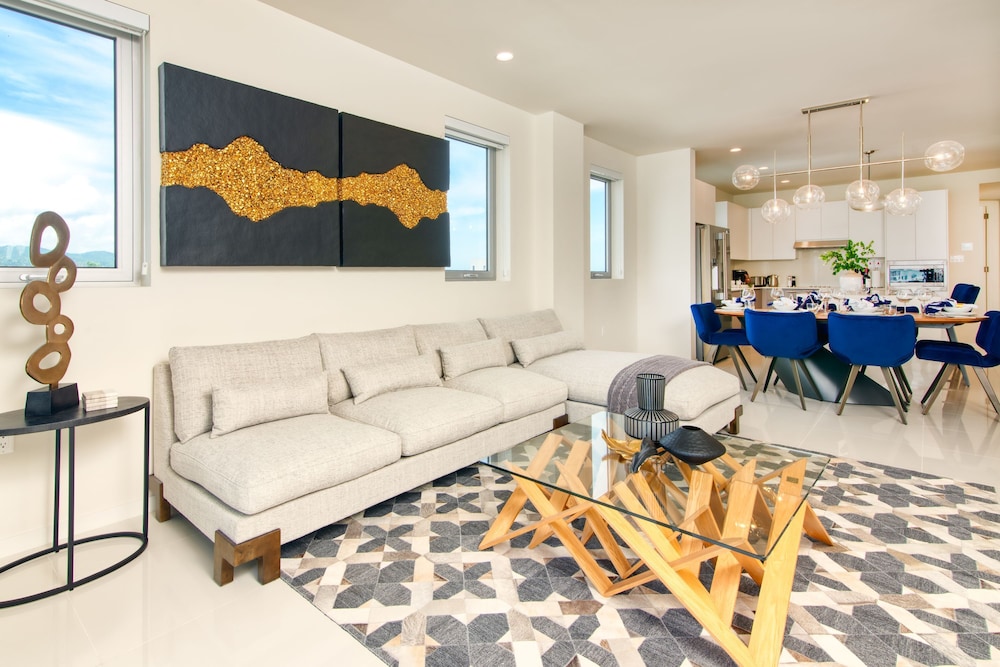 Luxury Oceanside Retreat at Soleil Residences