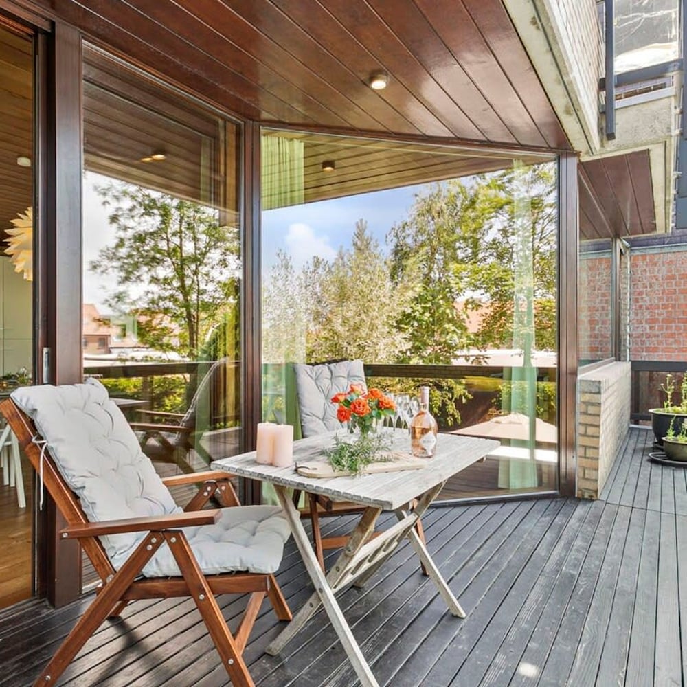 Modernist Design House With Garden Near the Beach