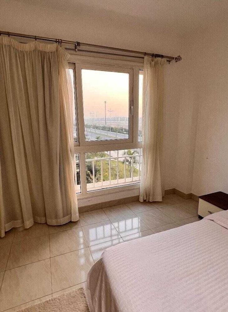 Premium Hotel Apt In Madinty10.102.46.22 view 4