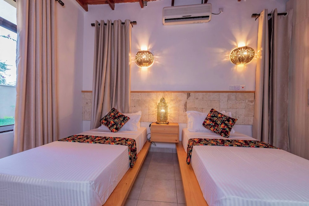Luxurious Diani Beach Villa With Private Pool