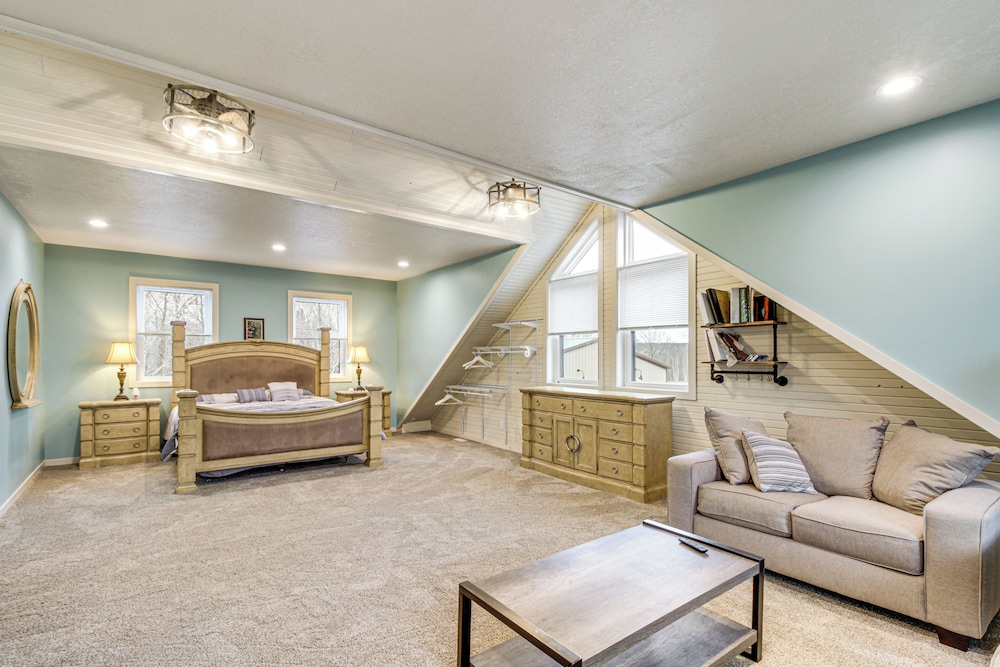 Fish & Swim: Lakefront Mora Home on 2 Acres!