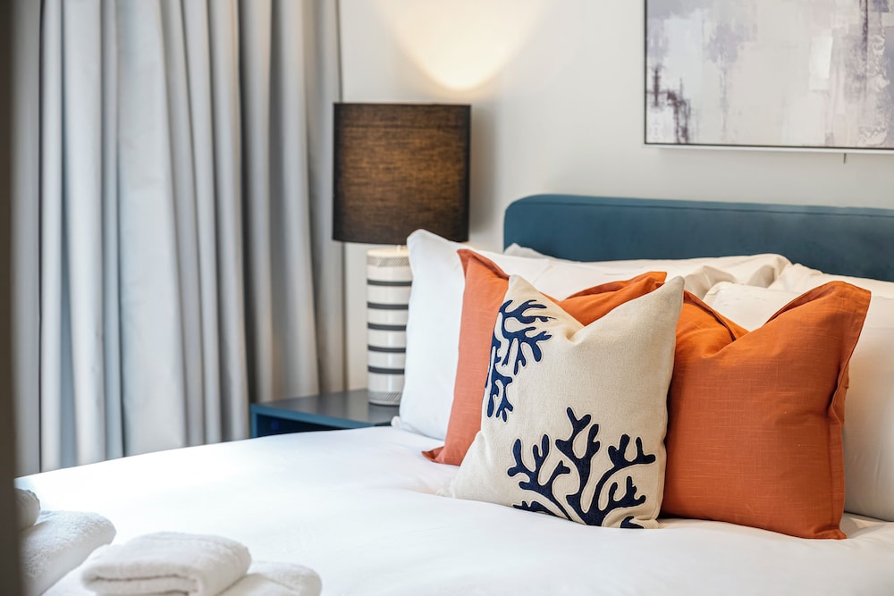 Luxury flats near Big Ben and London Eye