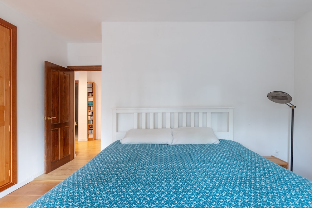 Axarqu a in Malaga With 2 Bedrooms and 1 Bathrooms