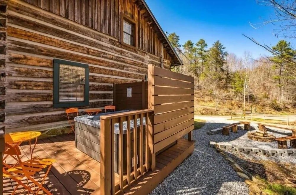 Hidden Acres Lodge 3 Bedroom Cabin