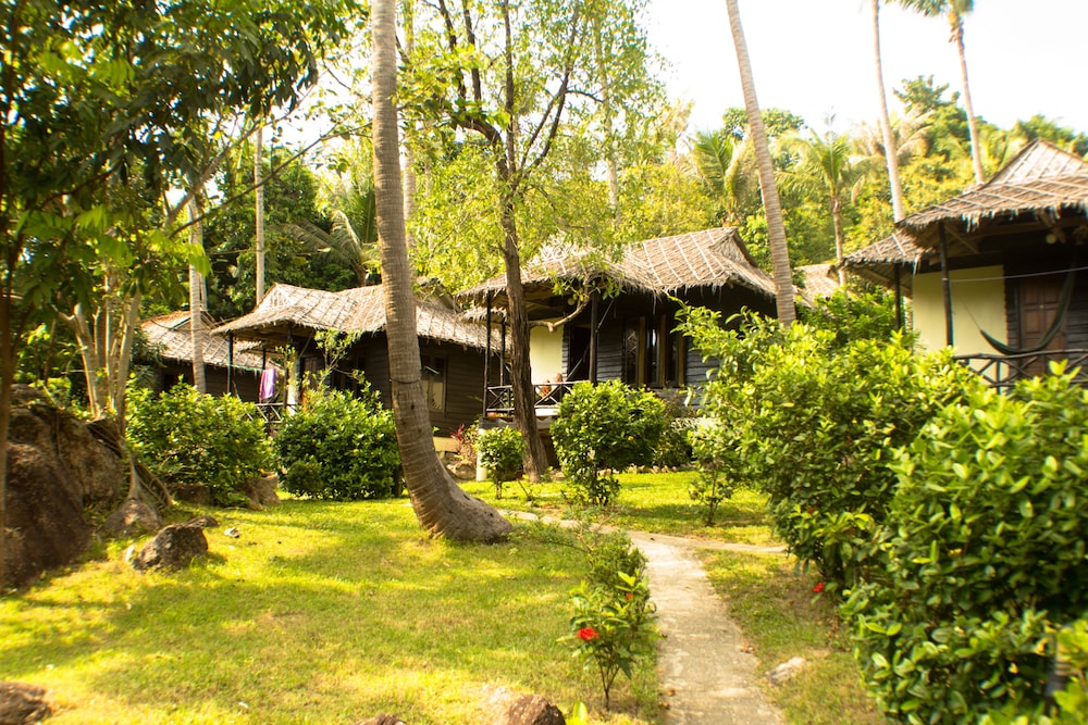 Shiralea Island Resort