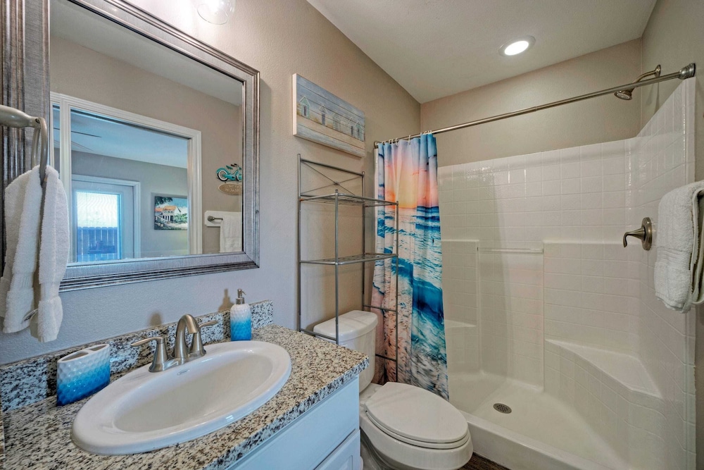 The Beautiful Place by Avantstay Mins to Beach + Family-friendly Pool