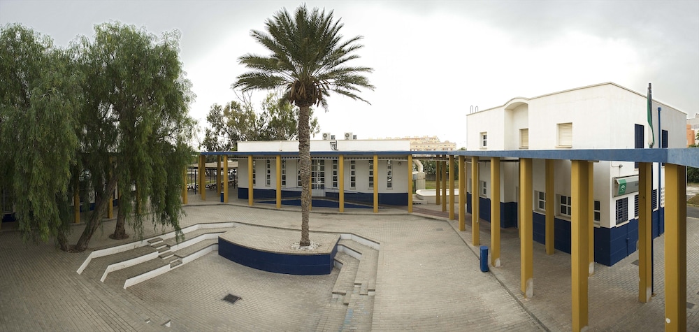 Albergue Inturjoven Aguadulce - Hostel photo 4